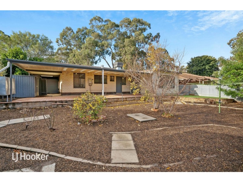 8 Wyndham Crescent, Surrey Downs SA 5126