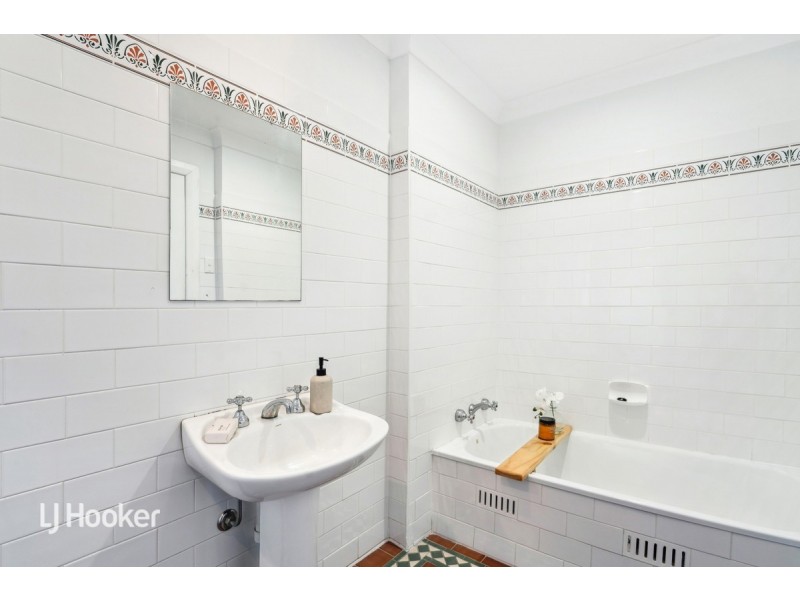 26 Corinda Avenue, Kensington Park SA 5068