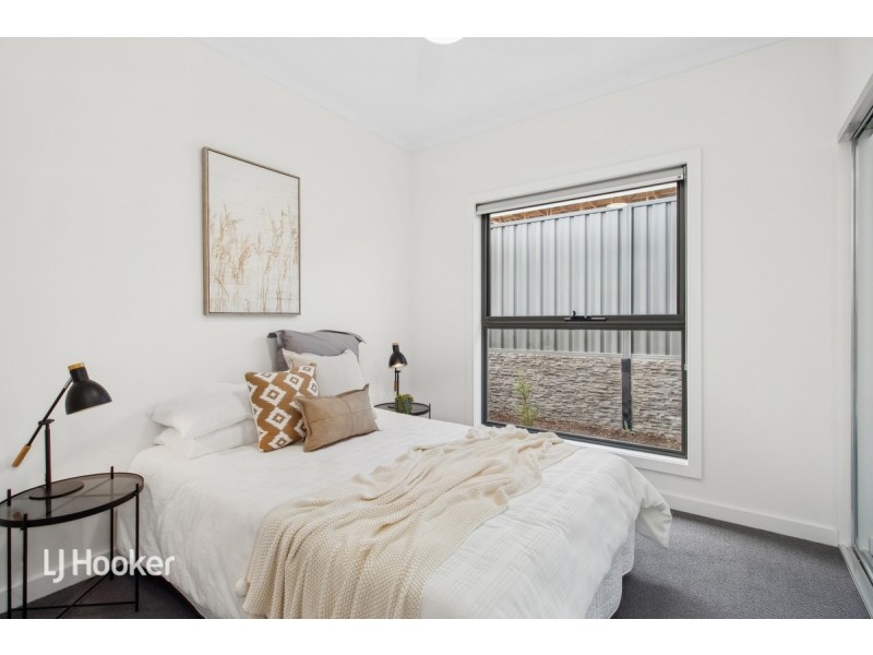 8 Newbury Street, Mount Barker SA 5251