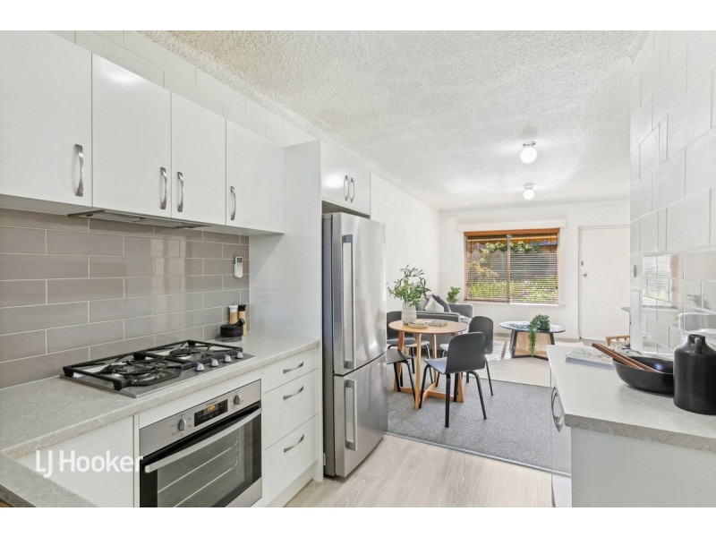3/2 Emerson Road, Black Forest SA 5035