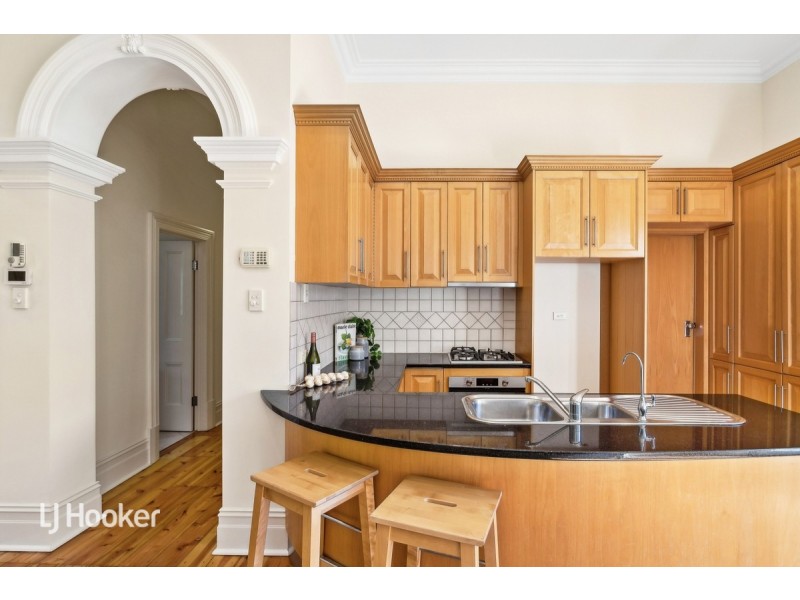 38 Shipsters Road, Kensington Park SA 5068