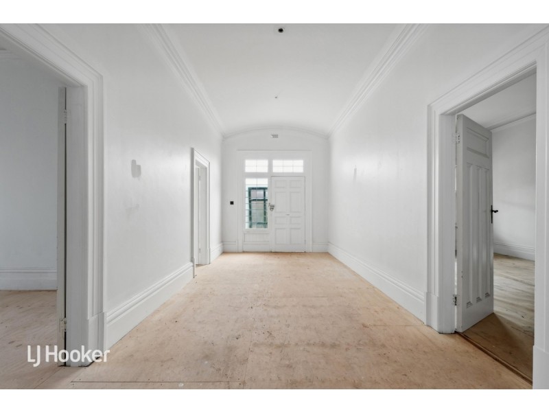 32 Fowlers Road, Glen Osmond SA 5064
