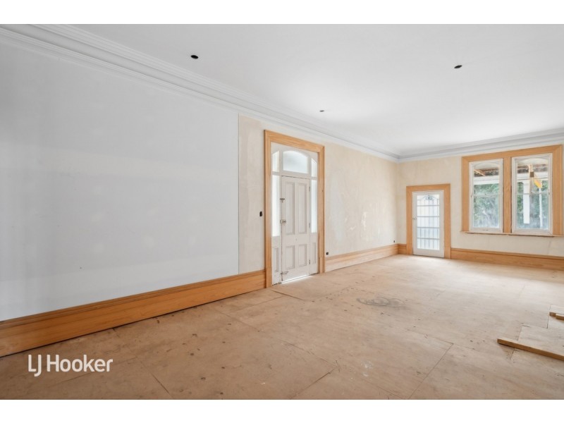 32 Fowlers Road, Glen Osmond SA 5064