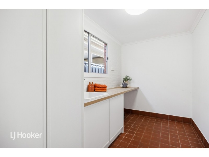 1 Farah Place, Cumberland Park SA 5041