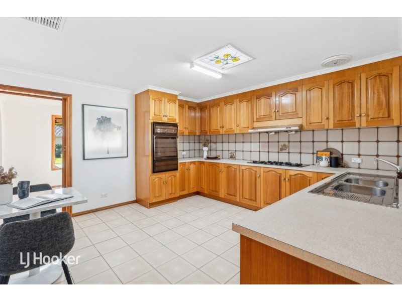 1 Tranquil Court, Campbelltown SA 5074