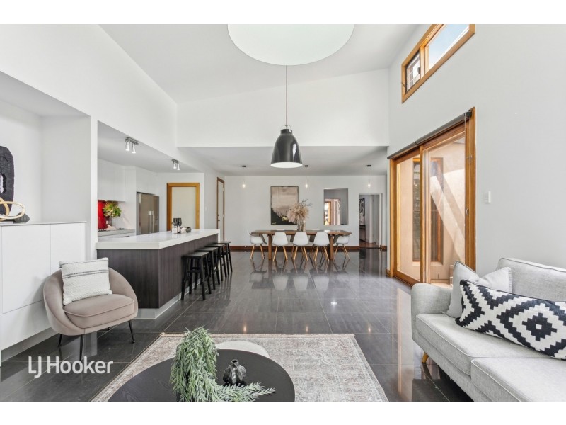 60 Shipsters Road, Kensington Park SA 5068