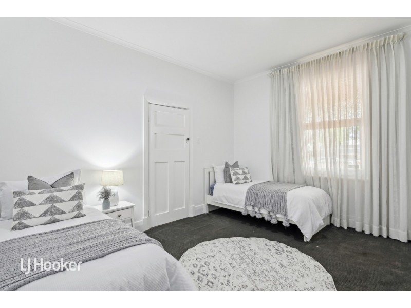 60 Shipsters Road, Kensington Park SA 5068