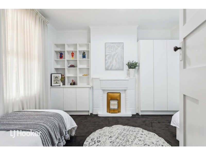 60 Shipsters Road, Kensington Park SA 5068