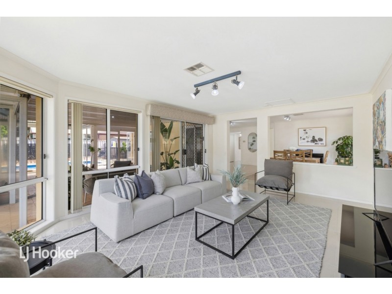 9 Grand Boulevard, Seaford Rise SA 5169