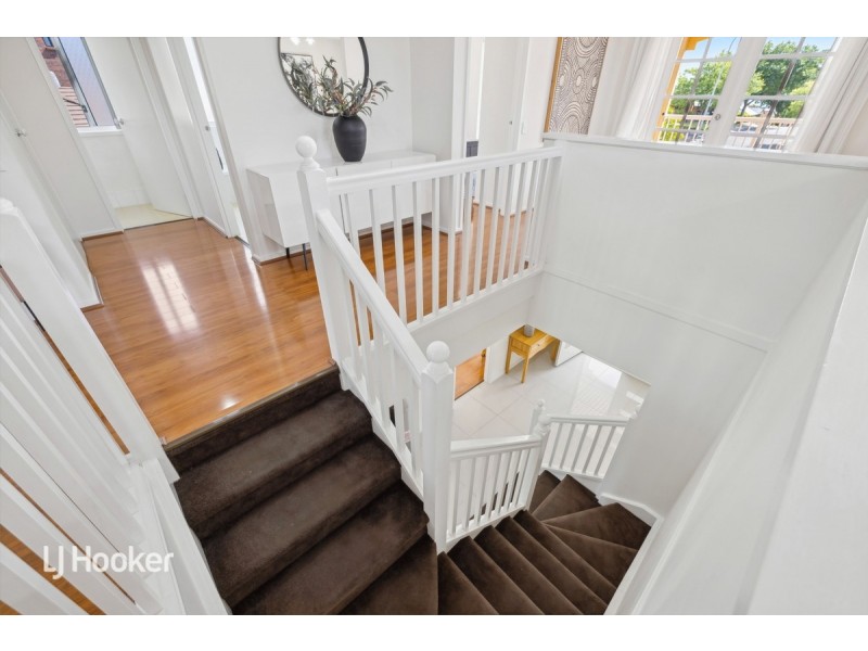 9 Grand Boulevard, Seaford Rise SA 5169