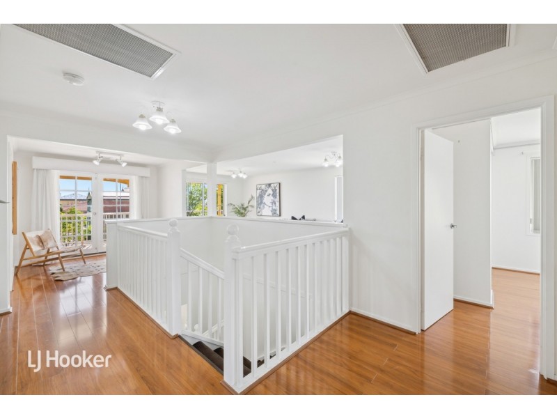 9 Grand Boulevard, Seaford Rise SA 5169