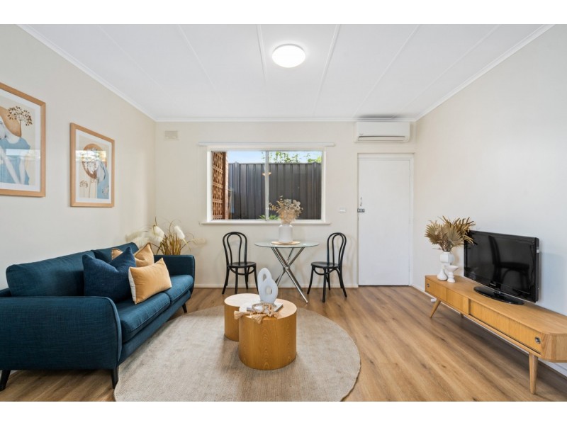 1/72 Downing Street, Hove SA 5048