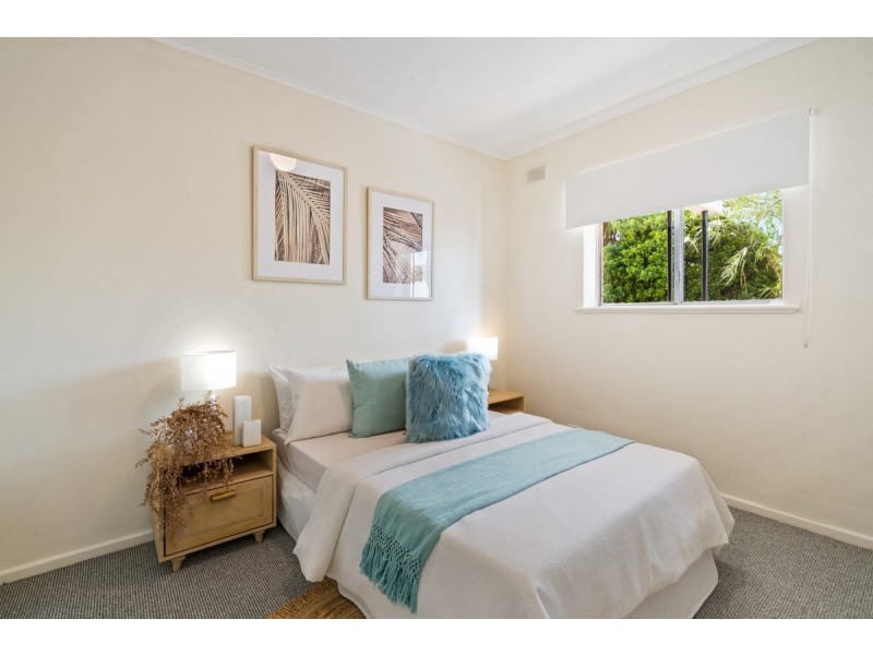 1/72 Downing Street, Hove SA 5048