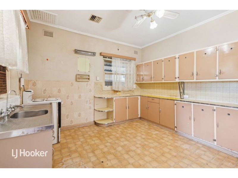 9 Munro Avenue, Seaton SA 5023