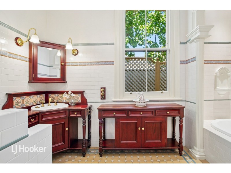 3 Oval Terrace, Kensington Park SA 5068