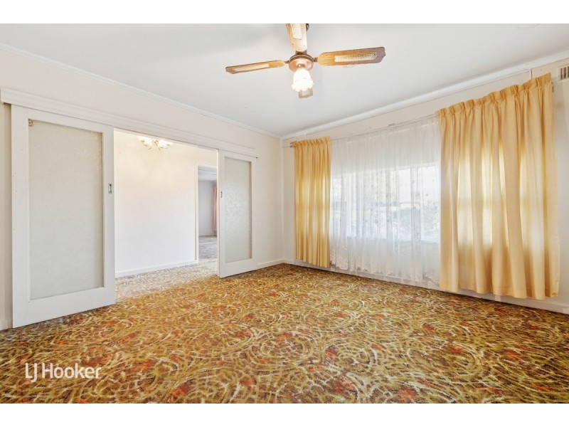 12 Peterson Avenue, Mitchell Park SA 5043