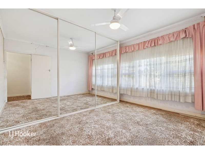 12 Peterson Avenue, Mitchell Park SA 5043