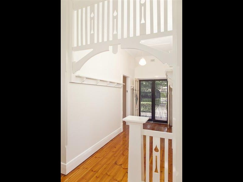 15 Lynington Street, Tusmore SA 5065