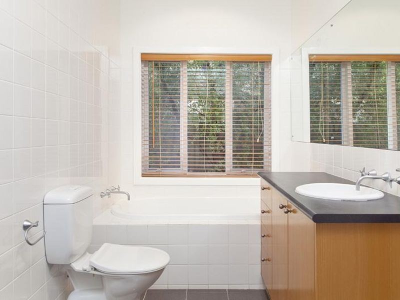 15 Lynington Street, Tusmore SA 5065