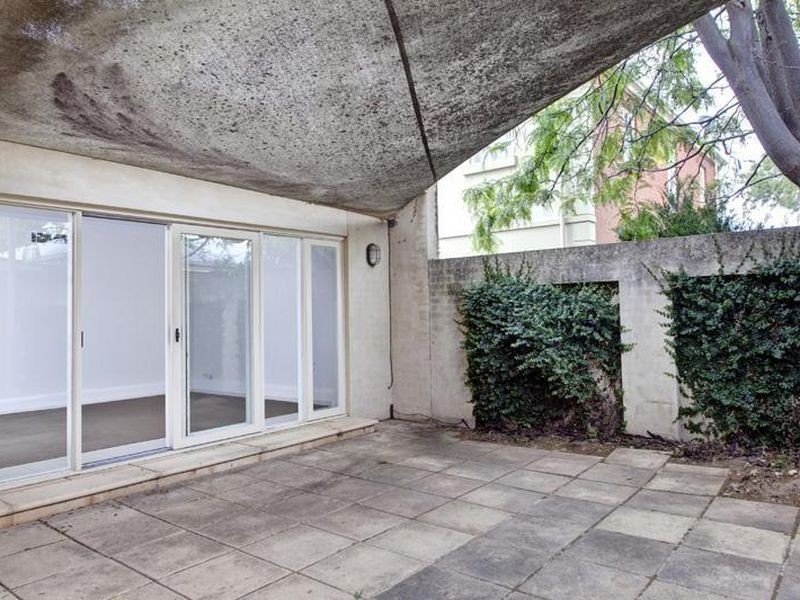 15 Lynington Street, Tusmore SA 5065