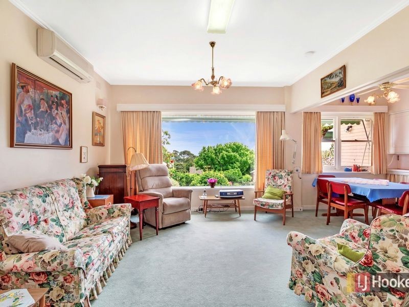 11 Playford Street, Glen Osmond SA 5064