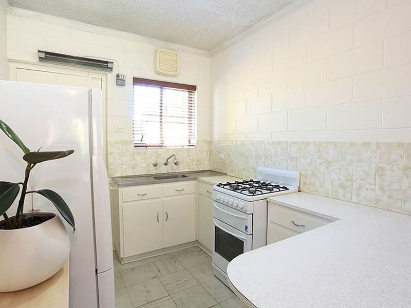 3/2 Emerson Road, Black Forest SA 5035