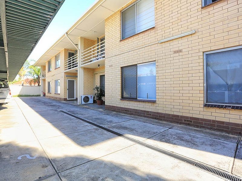 8/44 Farnham Road, Keswick SA 5035