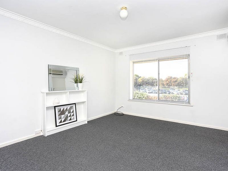 8/44 Farnham Road, Keswick SA 5035