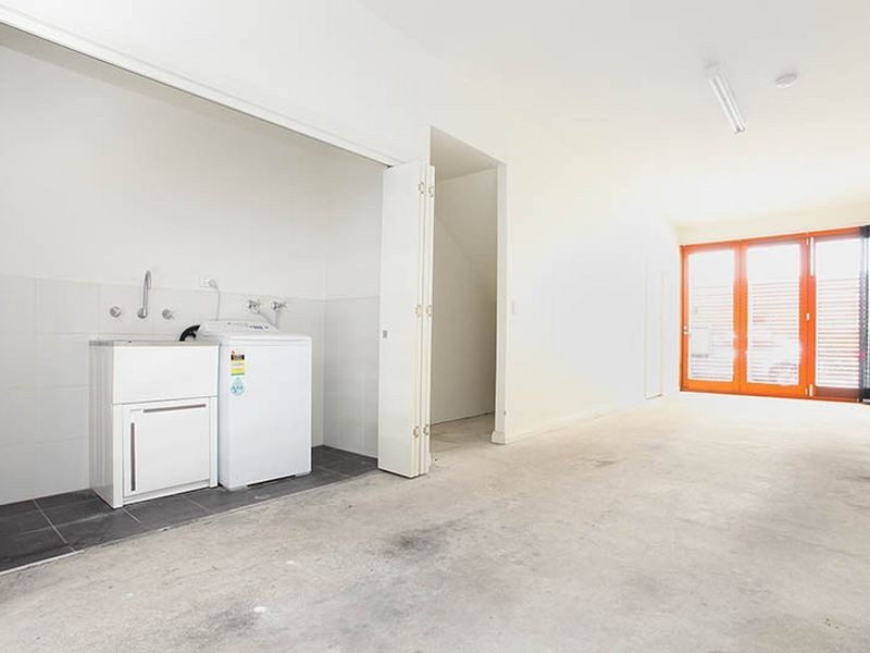 33 Symonds Place, Adelaide SA 5000