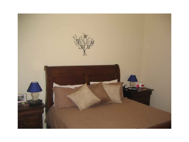 2/3 Halifax, Hilton SA 5033