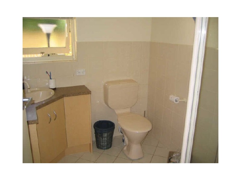 2/3 Halifax, Hilton SA 5033