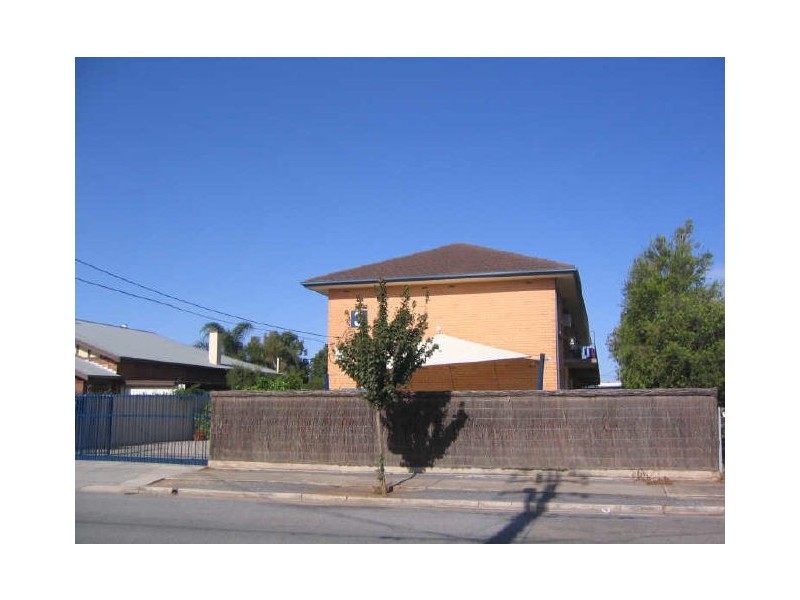 2/3 Halifax, Hilton SA 5033