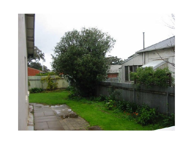 7 Bretwalder Avenue, Leabrook SA 5068