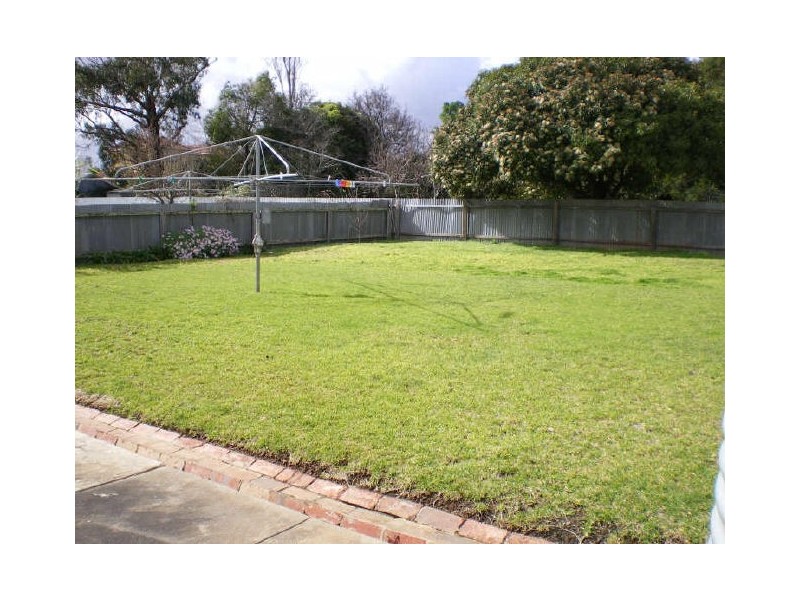 12 Hamilton Street, Erindale SA 5066
