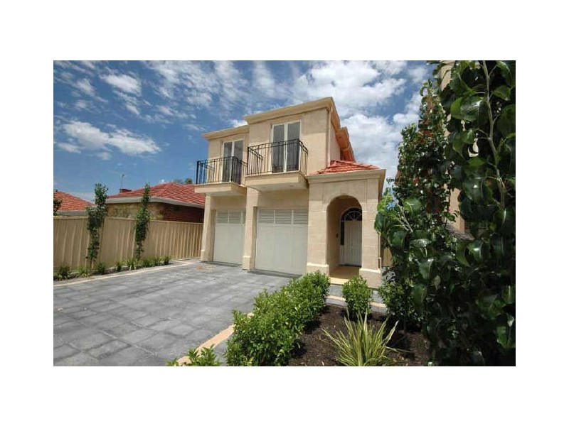 4 Player Avenue, St Peters NSW 2044