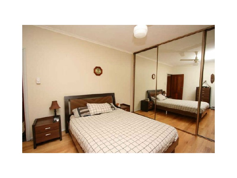 12 Milton Avenue, Clearview SA 5085