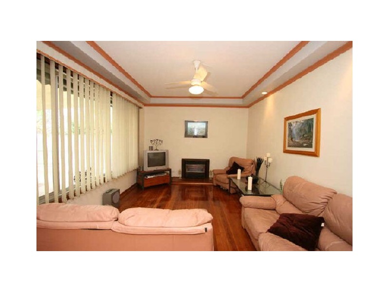 12 Milton Avenue, Clearview SA 5085