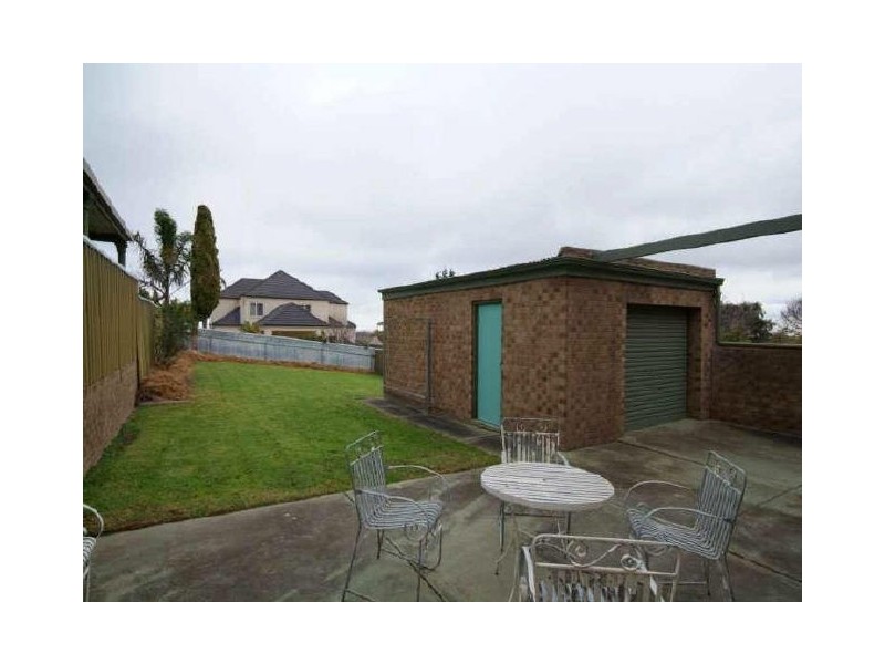 5 Crompton Drive, Wattle Park SA 5066