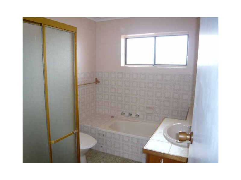 3/24 Homer Rd, Clare SA 5453
