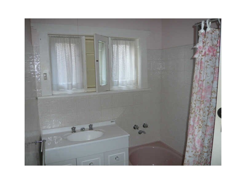 9 Glengarry Street, Woodville South SA 5011