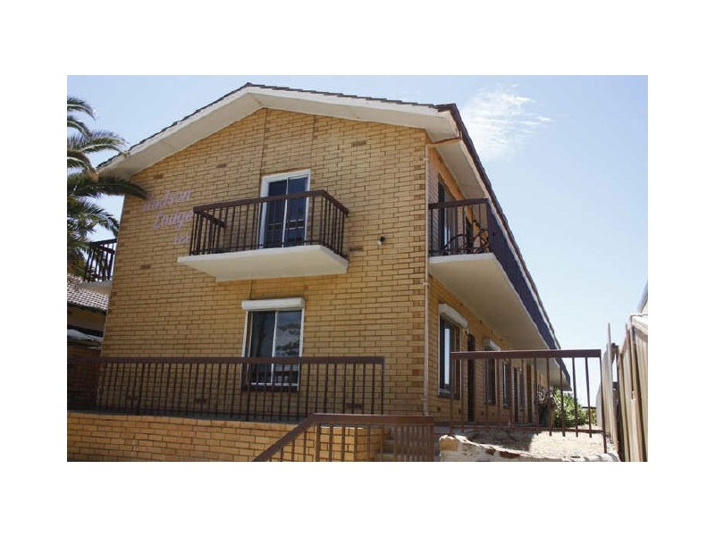 8/172 Seaview Road, Henley Beach South SA 5022
