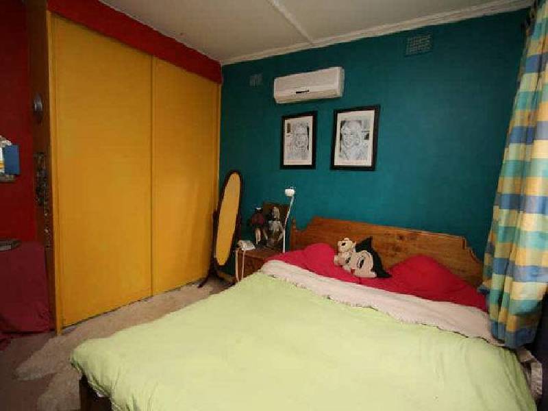 18 Roslind Street, Kensington Gardens SA 5068