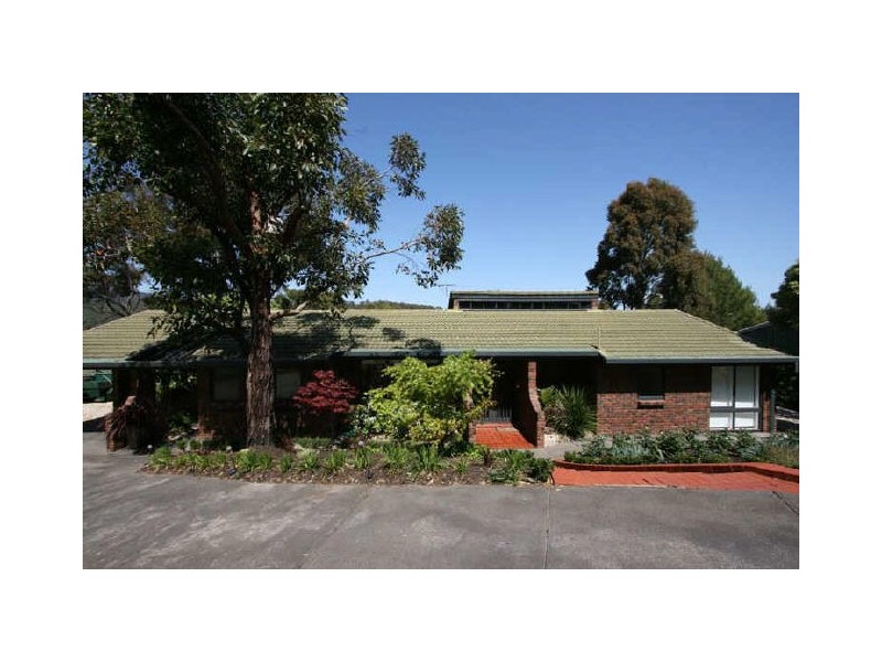 51 Gleneagles Road, Mount Osmond SA 5064