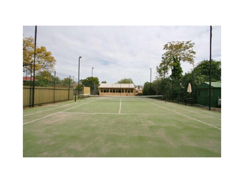 6 Tobruk Avenue, Kensington Park SA 5068