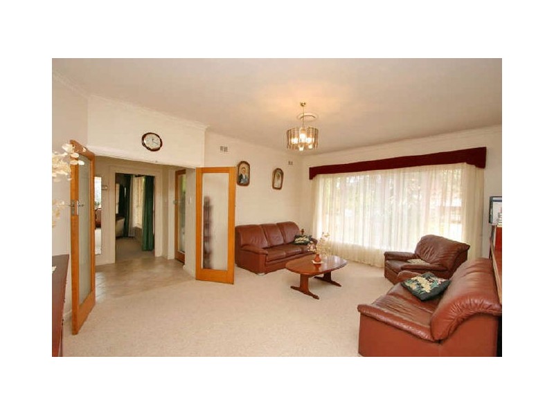 6 Tobruk Avenue, Kensington Park SA 5068