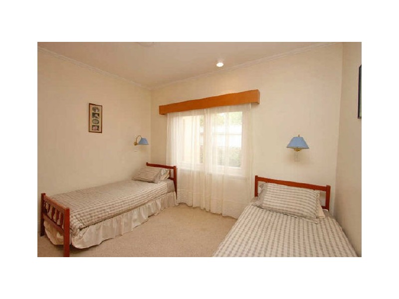 6 Tobruk Avenue, Kensington Park SA 5068