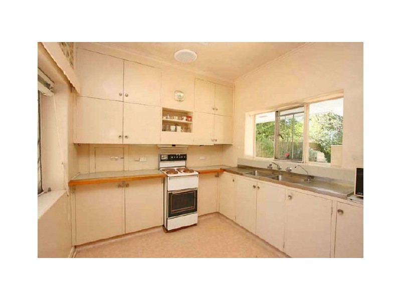 6 Woodcroft Avenue, St Georges SA 5064