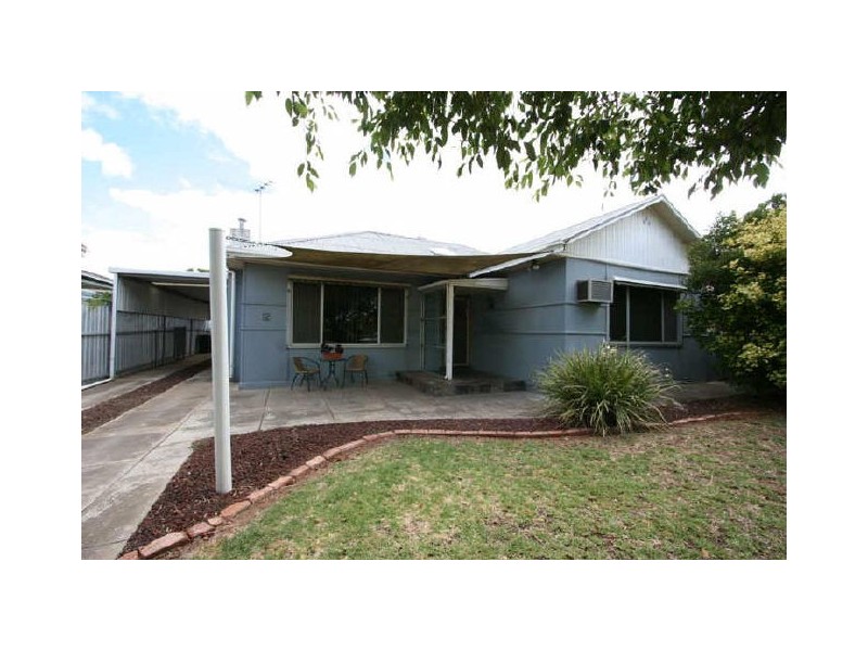 12 Milton Avenue, Clearview SA 5085