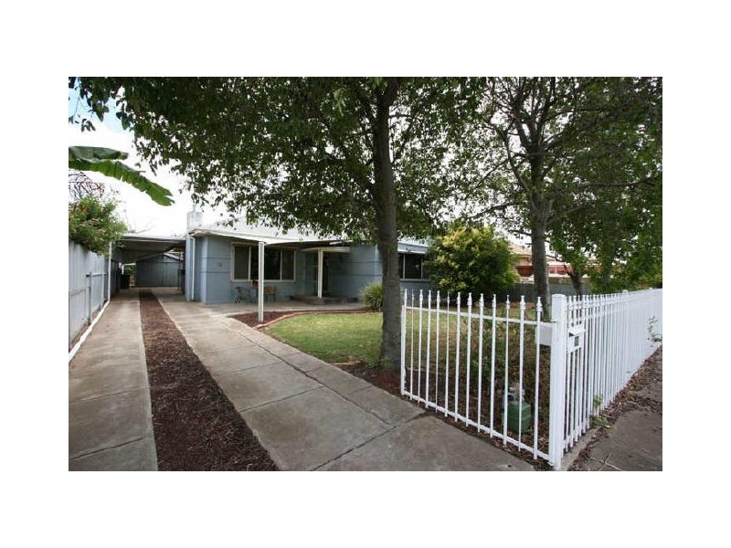 12 Milton Avenue, Clearview SA 5085