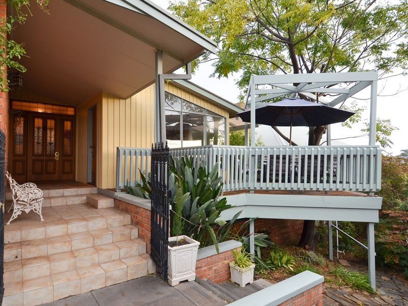 6 Sherwood Terrace, Glen Osmond SA 5064